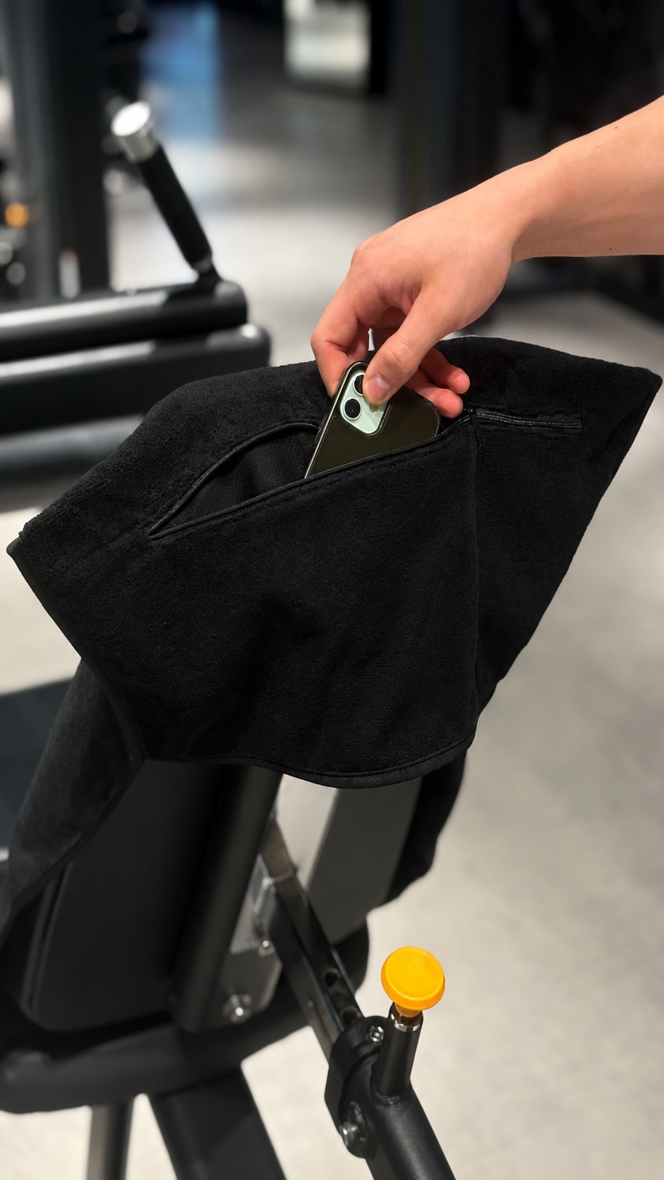 Non-Slip Cotton Gym Towel with Secure Zipper Pocket